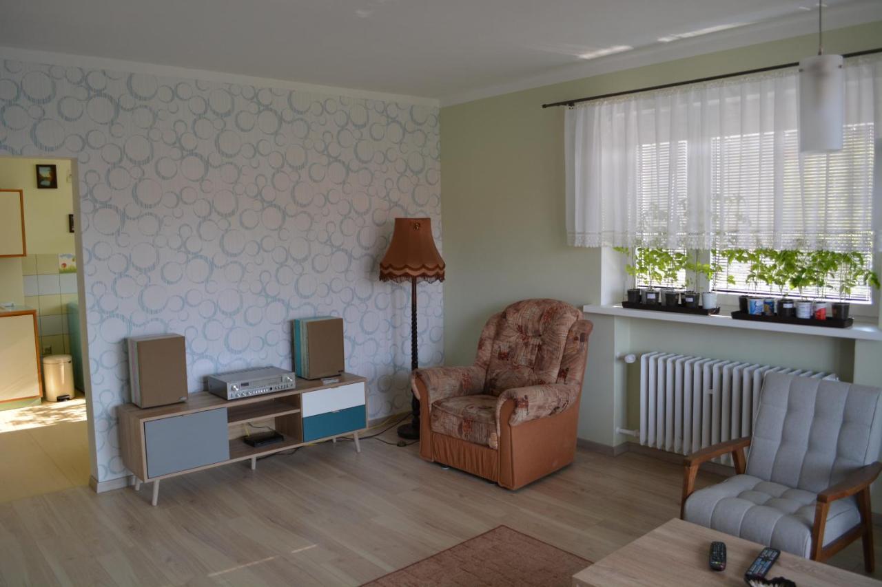 Retro vila , ubytování jen pro české občany Slušovice Exterior foto